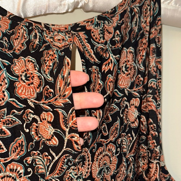 NWT Vince Camuto Floral Maxi Dress • L • Rustic 826 • Keyhole Back - Picture 6 of 6